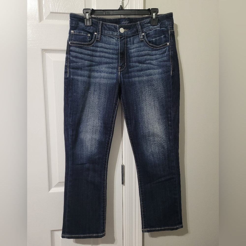 Daytrip Dark Wash Denim Capri